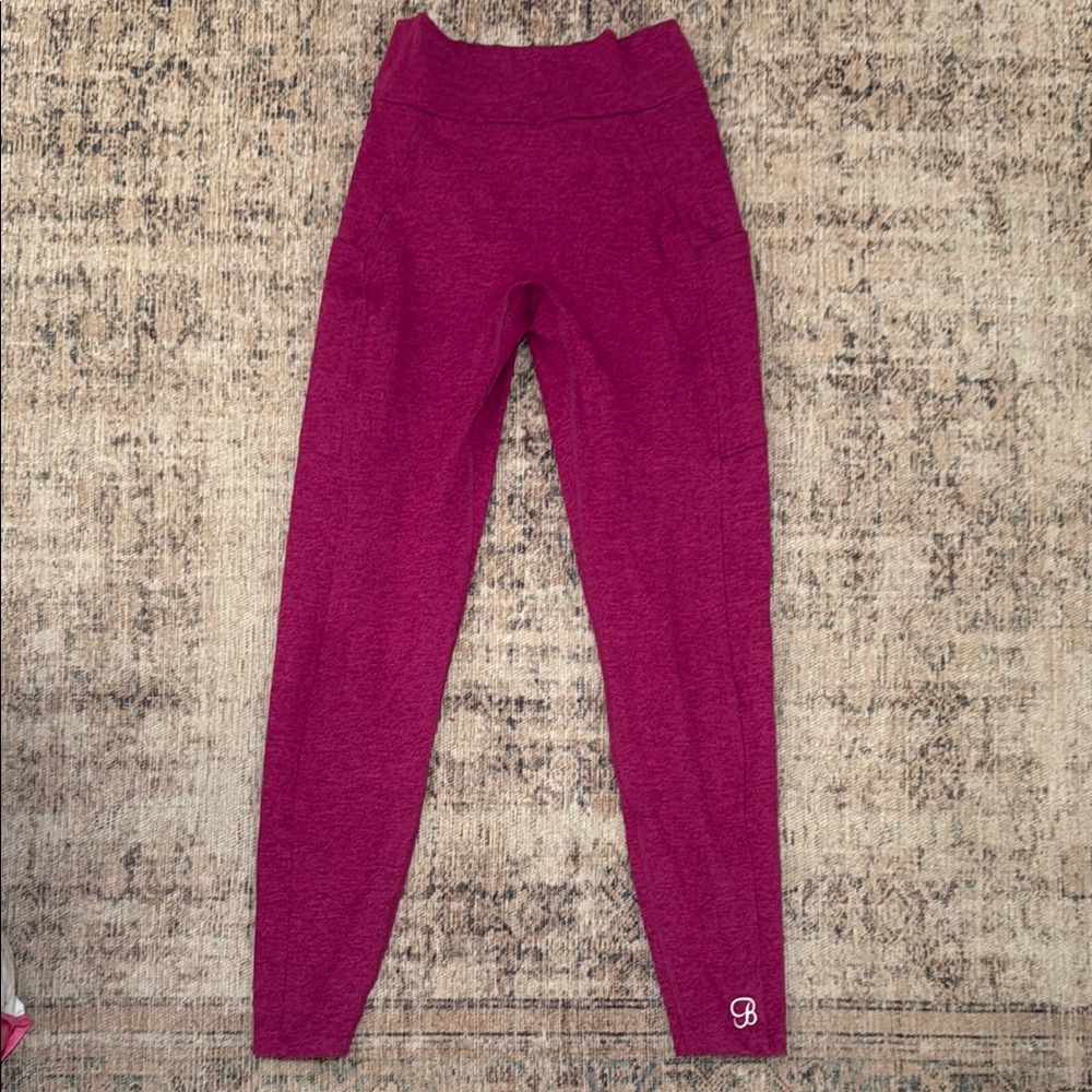 V Back Leggings